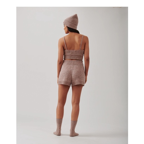 The Bright Side Pearl Topanga Leisure Crop Top - Picture 5 of 12